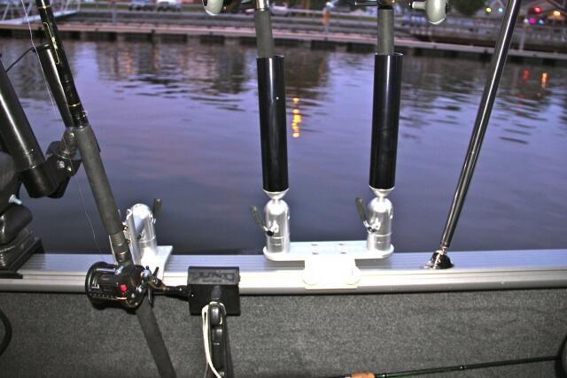 Double Rod Holder on Sport Lund Mount (42°)